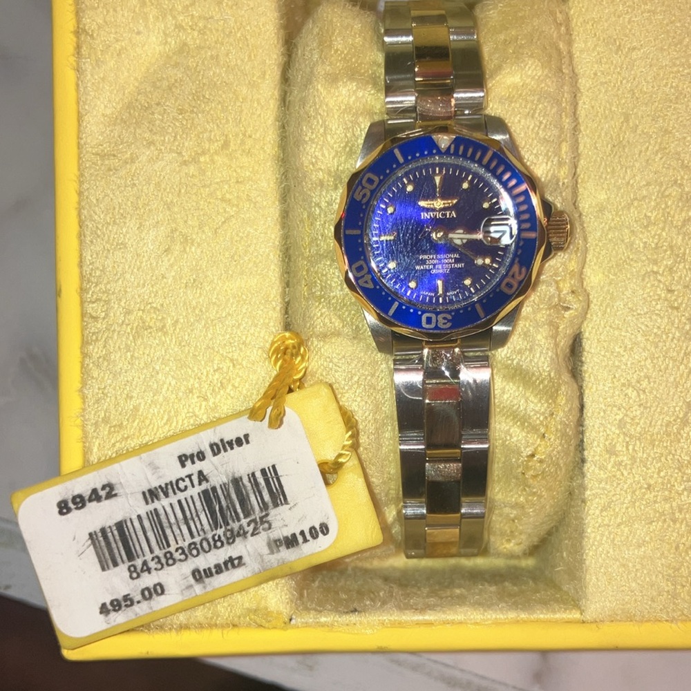 Watch - Picture 3 of 3